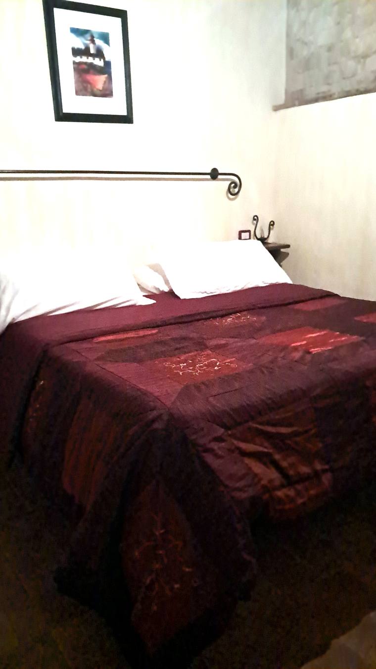 The Garden Apartment bedroom